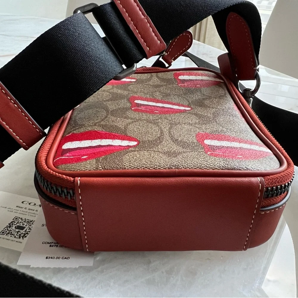 COACH X Tom Wesselmann Red Lips Crossbody 👄😃 - Picture 6 of 8